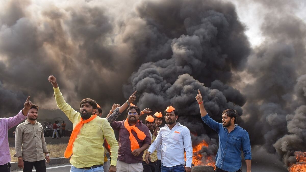 Maratha Quota Stir: All-party Meet Agrees on Reservation Demand; 168 Miscreants Held So Far | Updates - Vimarsana News