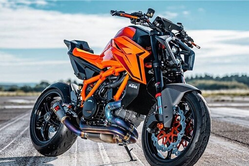 Ktm 1390 Super Duke R Unveiled; Check Design, Engine And Other Details 