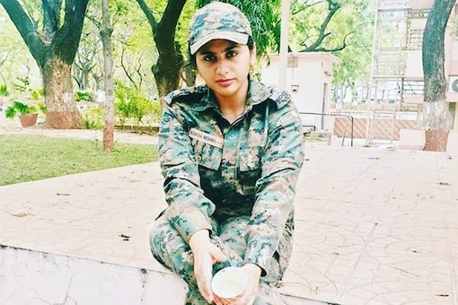 She cracked UPSC at the age of 22.
