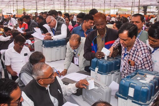 The most important logistical challenge pertains to procuring additional numbers of EVMs/VVPATs, which would cost thousands of crores. (Image: PTI/File)