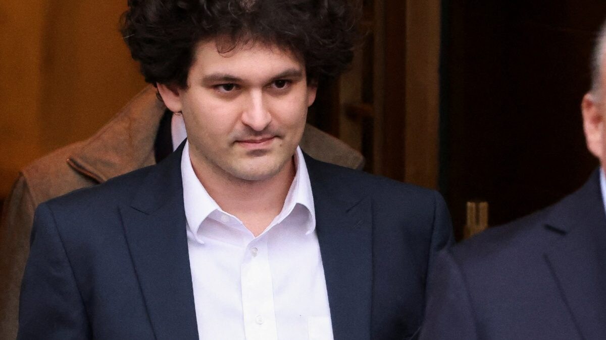 Fallen Crypto Mogul Sam Bankman-Fried Sentenced to 25 Years in Prison For FTX Fraud - Vimarsana News