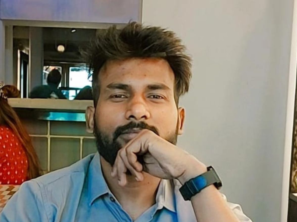 authorimg