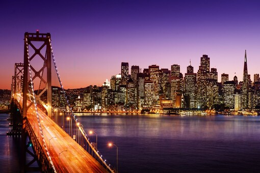 San Francisco offers a rich blend of natural beauty, iconic landmarks, and cultural diversity