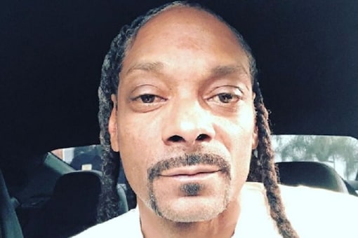 Snoop Dogg Announces He is 'Giving Up Smoke' in Cryptic Social Media Post, Fans React. (Image: News18)