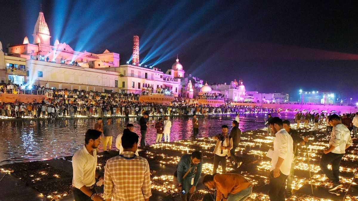 Ayodhya Deepotsav 2023: On Diwali Eve, Ayodhya Sets New World Record by Lighting Over 22 Lakh Diyas