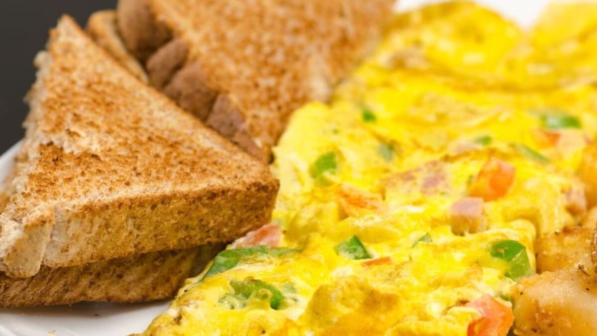 Bon Appétit: Omelette, Napoleon’s Favorite Dish, That Conquered Hearts Bon Appétit: Omelette, Napoleon’s Favorite Dish, That Conquered Hearts