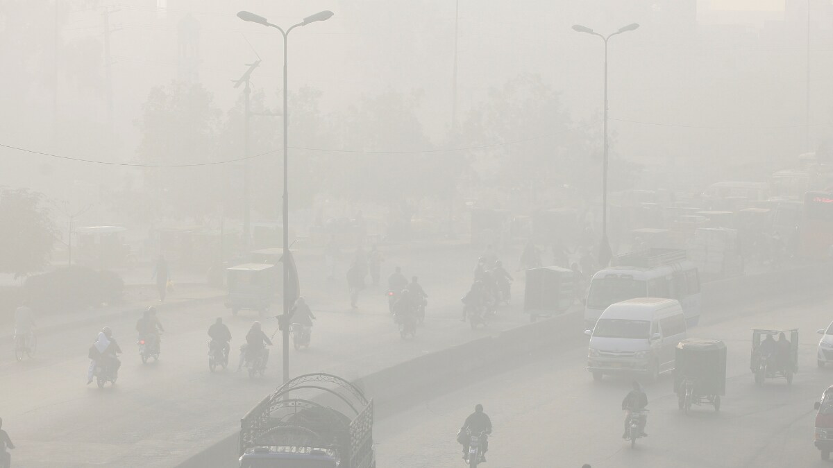 Pakistan: Punjab Province Imposes 'Smog Emergency' in Province of 127 Million - Vimarsana News