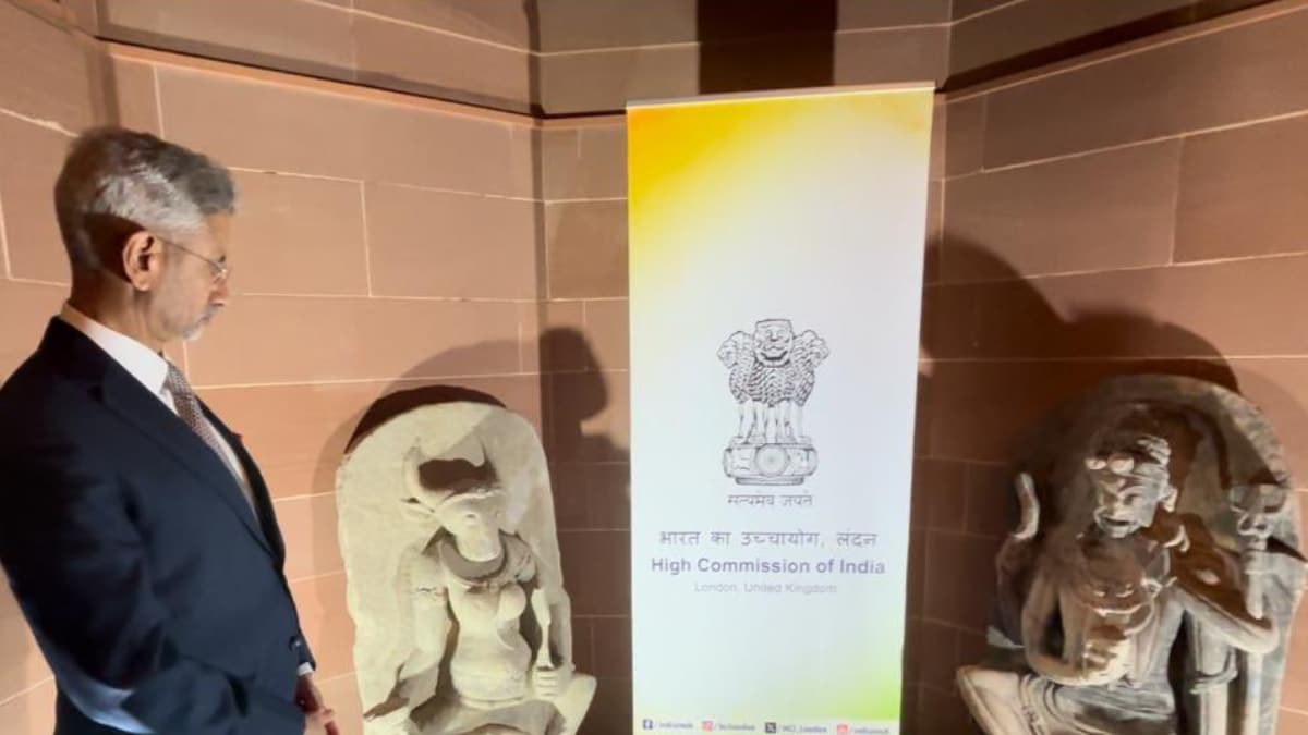 UK: Jaishankar Presides Over Repatriation of Two Stolen Idols — Yogini Chamunda, Gomukhi – News18