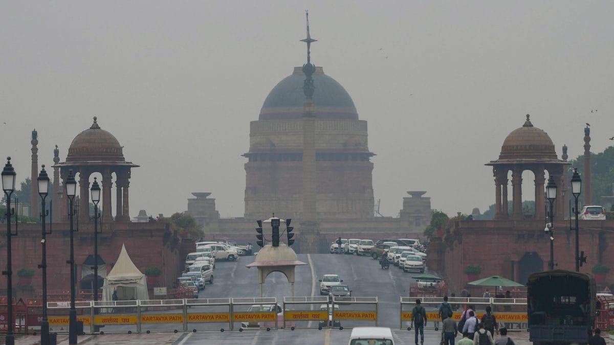 Air Pollution in Delhi Nears 'Severe' Category Again