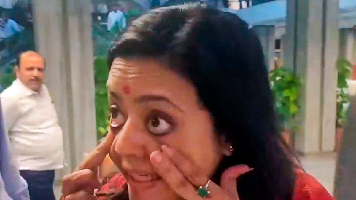 'Cash for Query' Row: Mahua Moitra 'Created Ruckus, Used Unparliamentary Language', Says Ethics Panel Chief - Vimarsana News