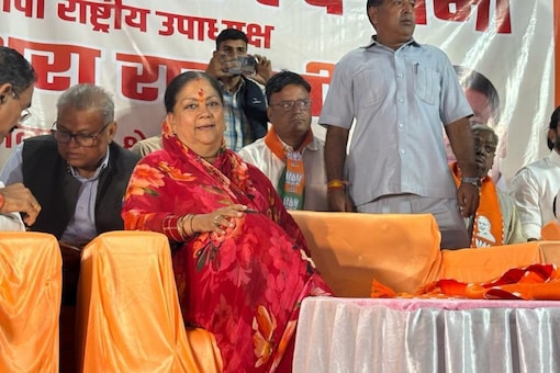The meeting took place in the backdrop of nearly 45 MLAs reportedly visiting Vasundhara Raje since Monday, with some openly expressing support for her. (File Photo: News18) 