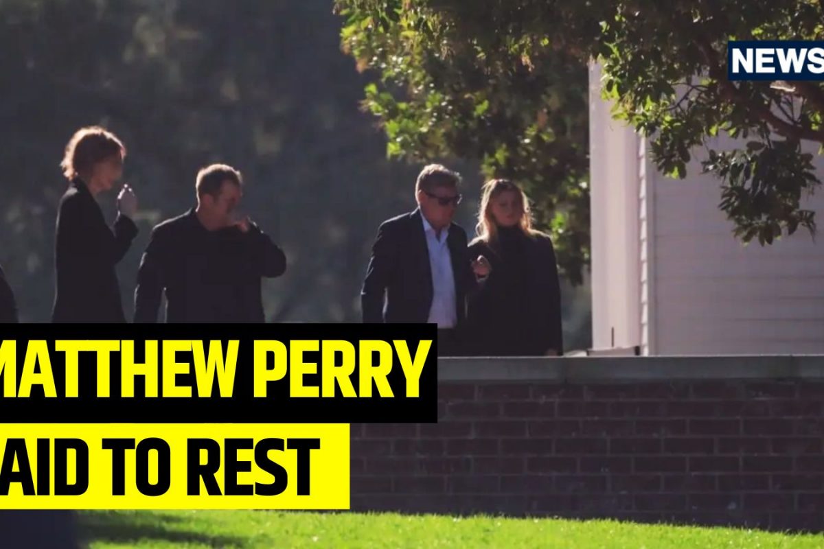 Friends Co Stars Pay Tribute At Matthew Perrys Private Funeral News18