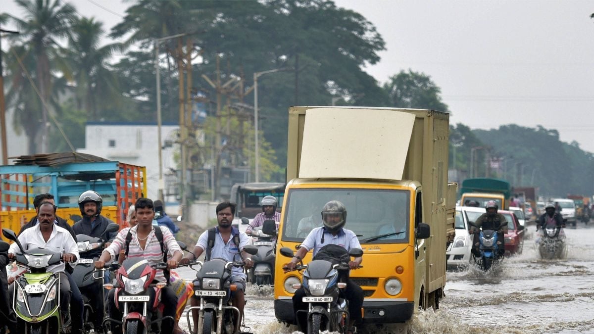 Chennai Needs At Least 2,000 Km Additional Higher Capacity Drains to Handle Heavy Rains: Official – News18 Chennai Needs At Least 2,000 Km Additional Higher Capacity Drains to Handle Heavy Rains: Official – News18