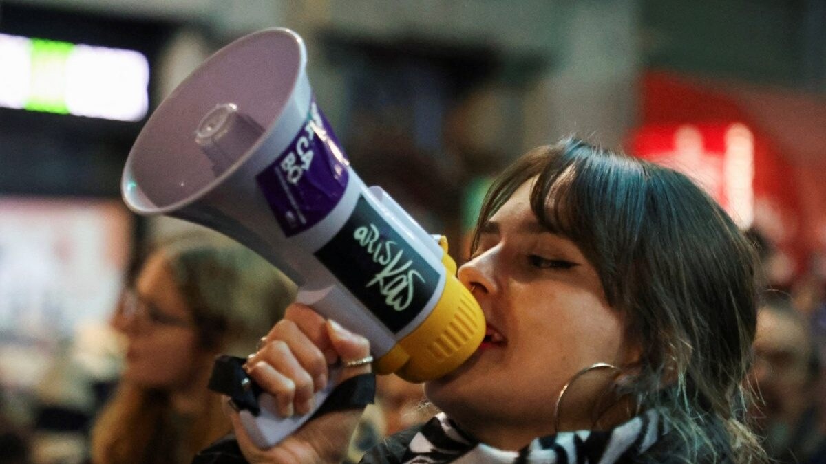 'Educate Your Boys': Thousands March Demanding End of Violence Against Women - Vimarsana News