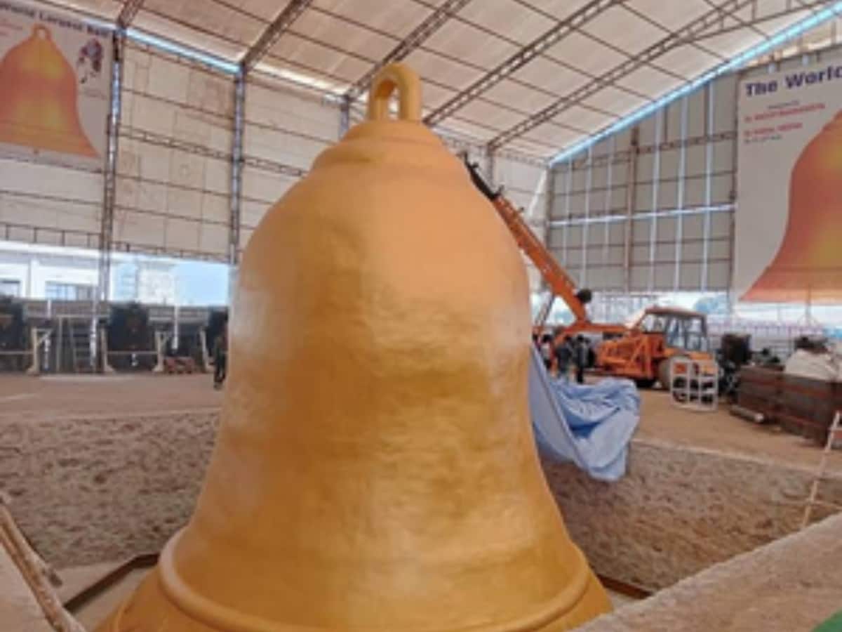 Two Killed While Demoulding World's Largest Bell at Kota's Riverfront |  India News - News18
