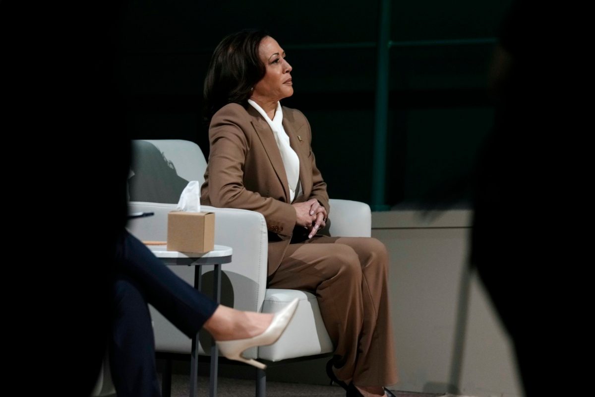 ‘Awkward Double Booking’: Harris’ Hasty Dubai Trip Carried High Political Risks at Home
