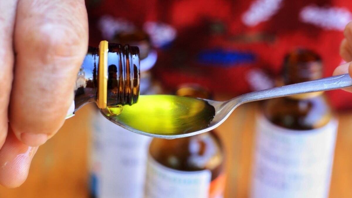 Govt Bans These Cold & Flu Syrups for Infants, Kids Below 4; Pharma Firms to Insert Warning | See List - Vimarsana News