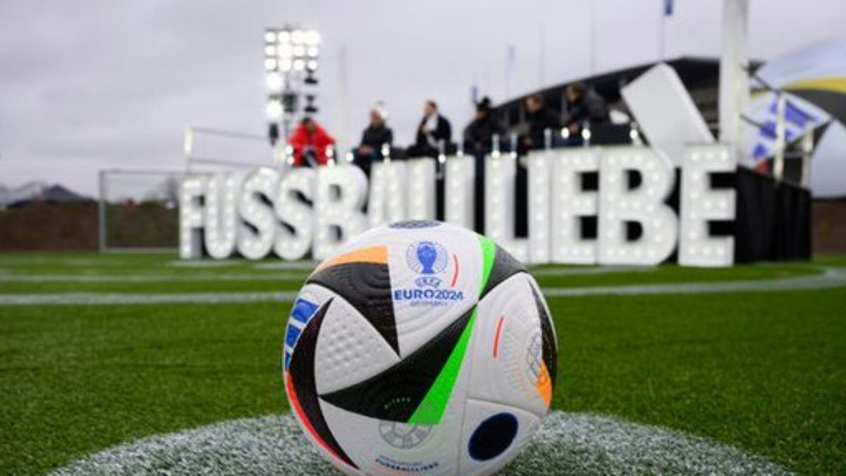 Die „Microchip“-Technologie wird in offiziellen Bällen der UEFA Euro 2024 in Deutschland zum Einsatz kommen