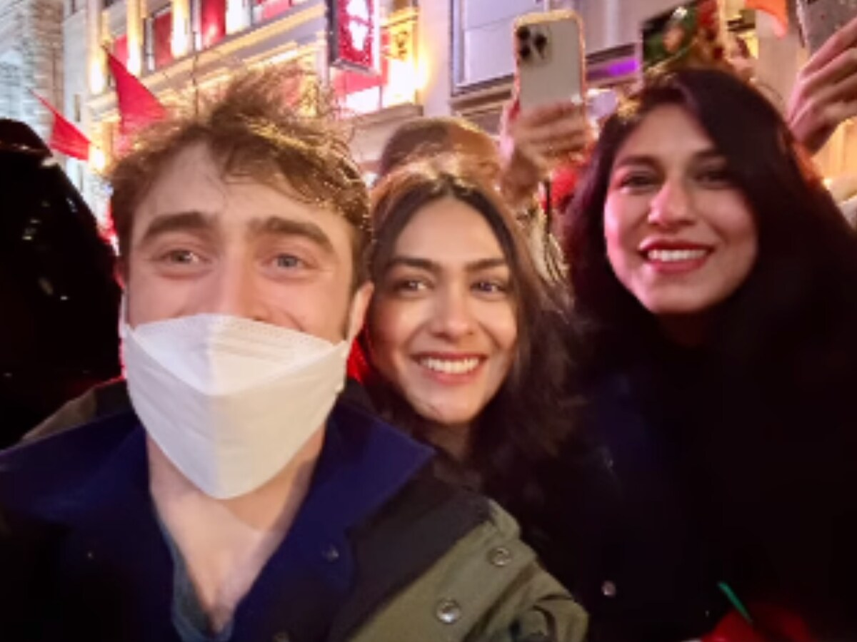 Japanese fans in Harry Potter outfits pose together during Japan Premiere  of the upcoming film 