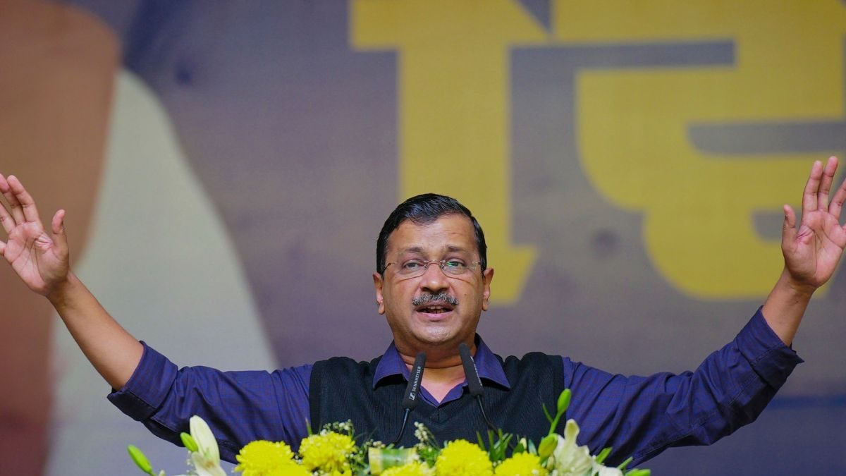 ED Team At Arvind Kejriwal’s Residence After HC Denies Him Interim Relief In Liquor Policy Scam Case – News18 ED Team At Arvind Kejriwal’s Residence After HC Denies Him Interim Relief In Liquor Policy Scam Case – News18