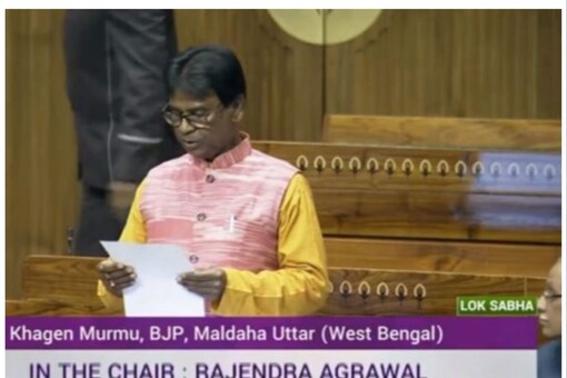 The Santhali leader, belonging to a dominant tribal community in Bengal’s politics joined the Bharatiya Janata Party in 2019 and was selected for Lok Sabha 2019 general election from Malda Uttar (Lok Sabha constituency).

(Image: Screengrab/ANI)