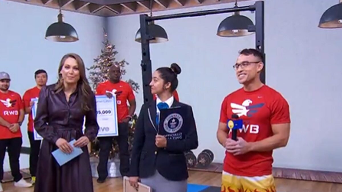 US Army Officer Breaks World Record for Most Burpee Pull-ups In One Minute - Vimarsana News