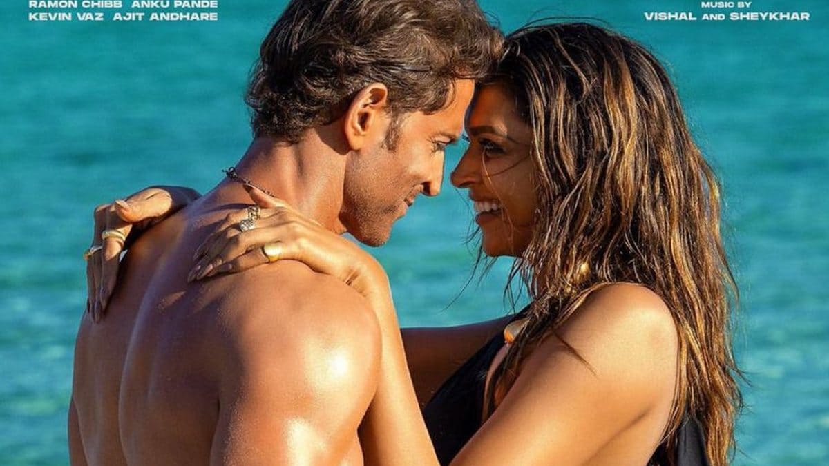 Fighter Release LIVE: Hrithik-Deepika Film Gets a Glorious First Review, SRK Attends Premiere - Vimarsana News