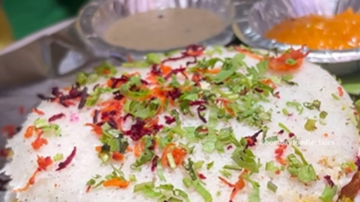 This Trending Burger Idli Dish Has A Shah Rukh Khan Connection - Vimarsana News