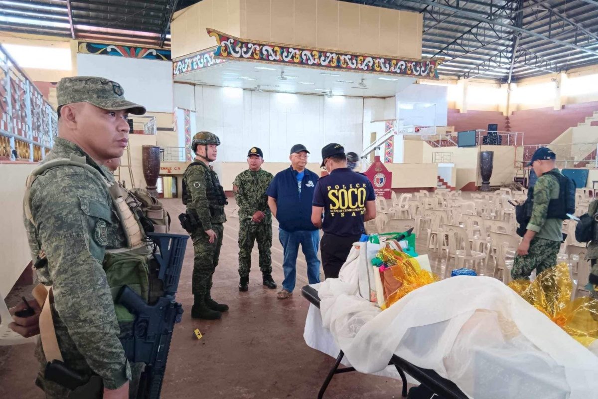 Philippines Catholic Mass Bombing: Manhunt Launched after Islamic State Claims Blast Role