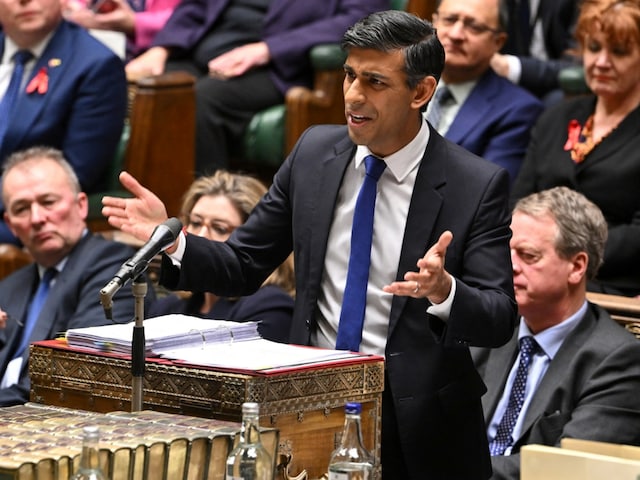 UK PM Rishi Sunak Announces 'Radical Action' to Slash Migration by Hiking  Salary Requirements - News18