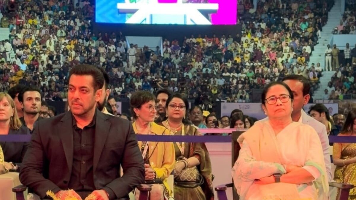 Salman Khan Inaugrated the 29th Kolkata International Film Festival By Lighting A Lamp - Vimarsana News