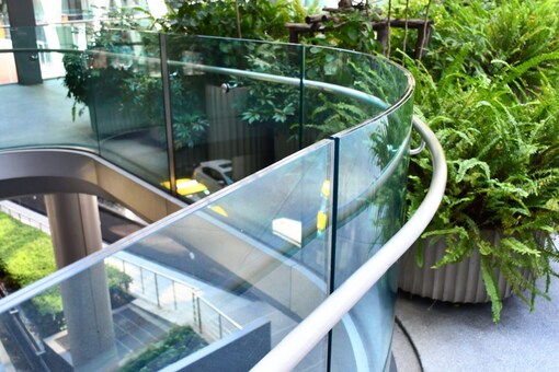 5 Innovative Applications of Toughened Glass in Modern Home Interiors ...