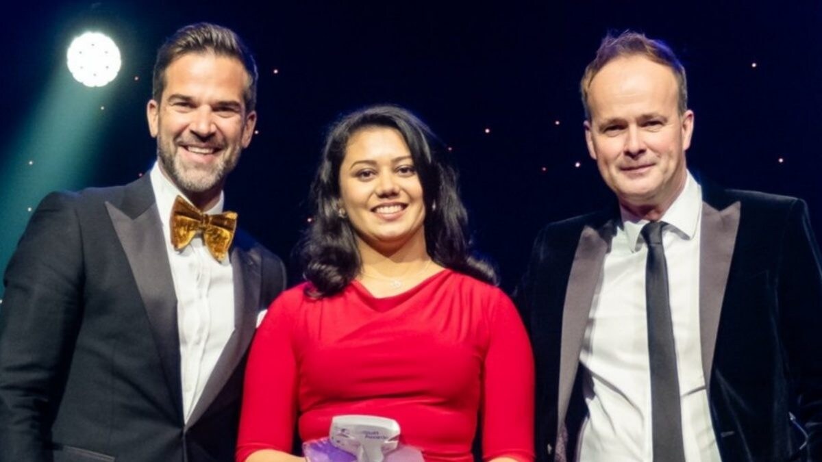 British-Indian Data Scientist Wins Newcomer of the Year Award for Contribution to UK Rail Industry - Vimarsana News