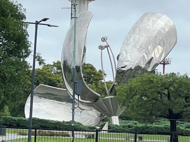 Floralis Generica is located in Buenos Aires. (Photo Credits: X/@Sepa_mass)