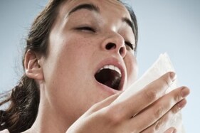 Man Tears Windpipe While Holding Sneeze; Details Inside