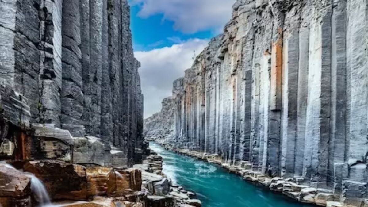 Spectacular Clip Of Studlagil Canyon, Iceland's 'Land Of Fire And Ice', Viral - Vimarsana News