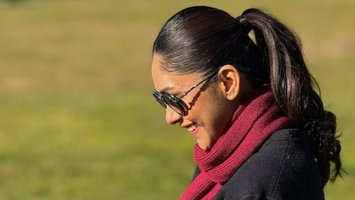 Mrunal Thakur Embraces The Winter Sun In All-black Ensemble - Vimarsana News