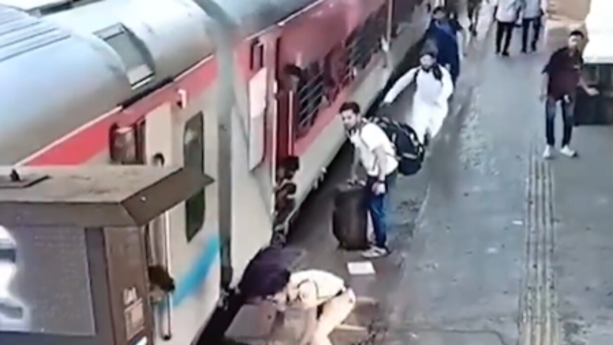 RPF Personnel's Swift Action Saves Woman From Getting Crushed Under Rain In Mumbai - Vimarsana News