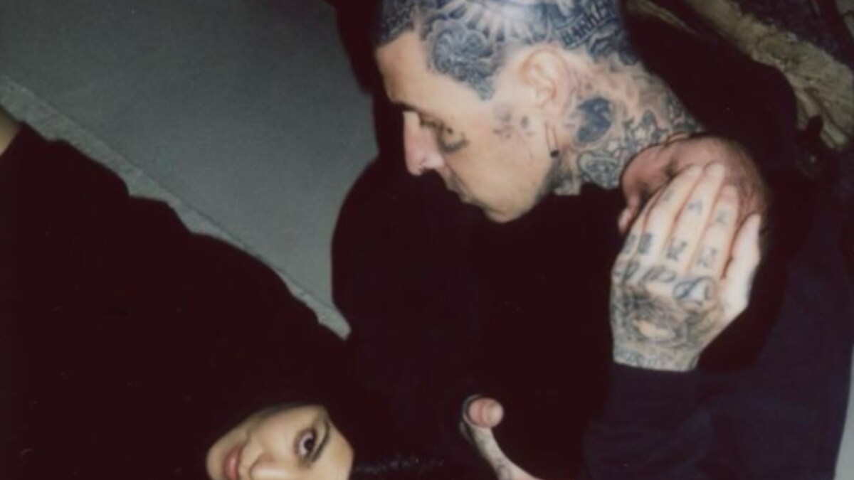 Kourtney Kardashian And Travis Barker Share First Pictures Of Baby Rocky - Vimarsana News