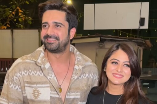 Bigg Boss Ott 2 Stars Falaq Naazz And Avinash Sachdev Spotted Together Fans Can T Keep Calm