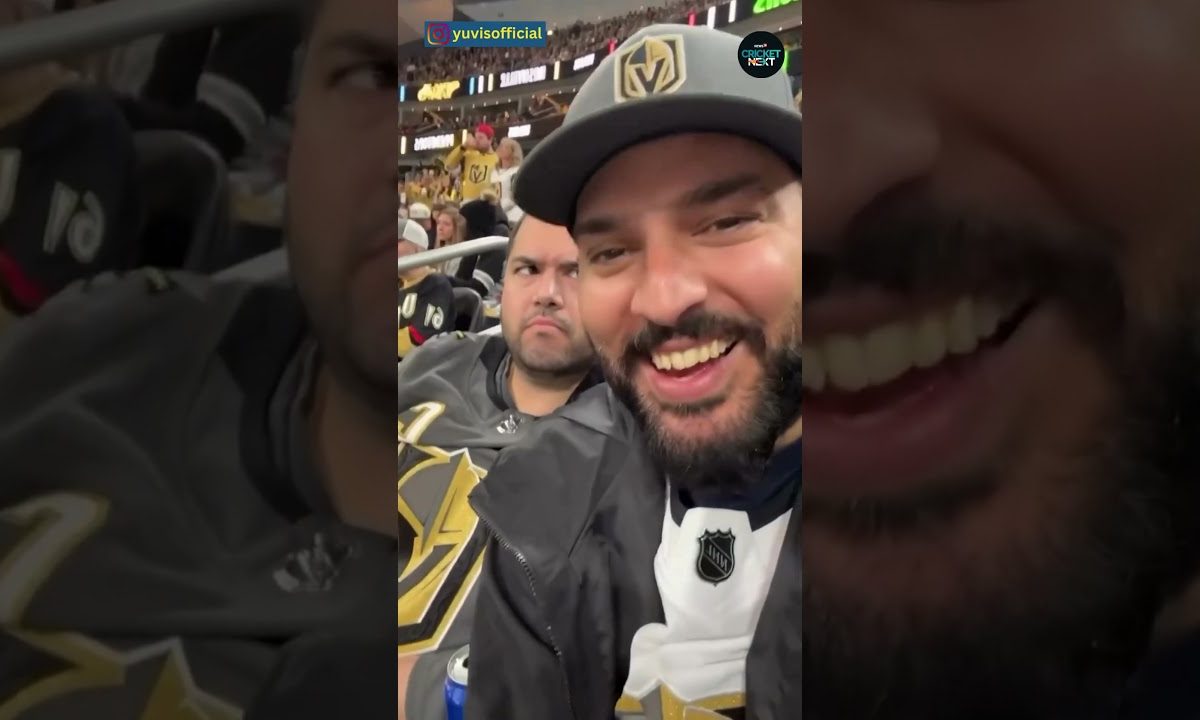 Yuvraj Singh Wishes Happy New Year 2024 in His Own Style | Cricket News | #shorts