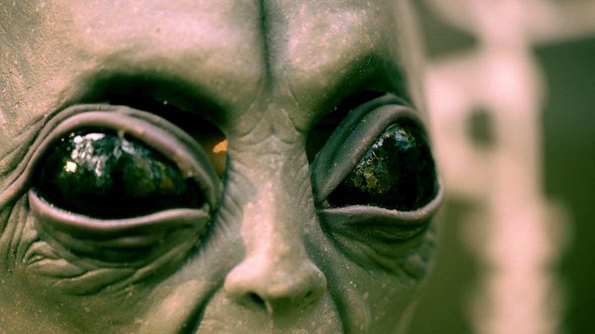 On This Day: Alien Invasion Fear Gripped Brazil Town After Cop's Murder. The Mystery Still Remains - Vimarsana News