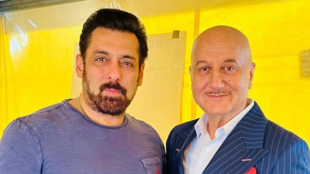 Anupam Kher Always Feels 'Pleasure' To Meet Tiger Salman Khan, Shares New Photo; Fans React - Vimarsana News