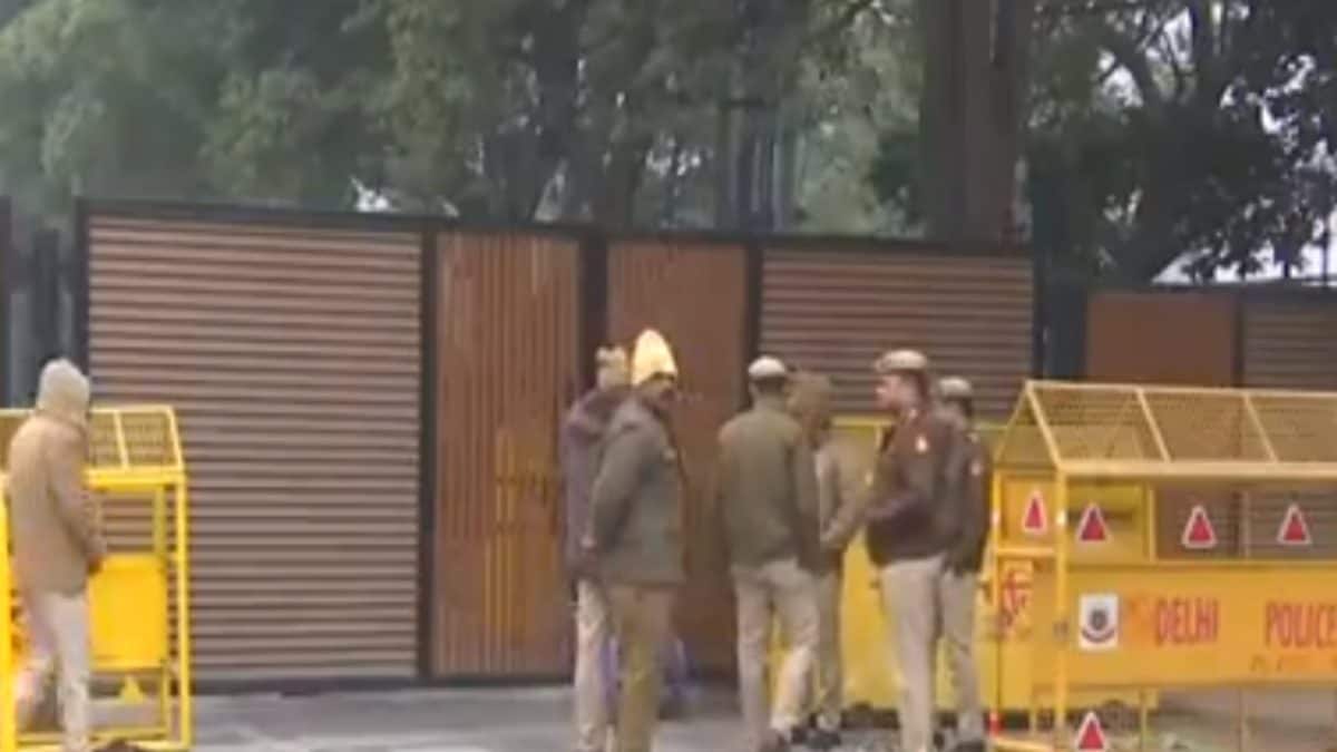 Arvind Kejriwal News LIVE: Will ED Arrest Delhi CM Today? AAP's Big Claim; Roads To Residence Shut - Vimarsana News