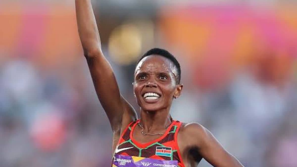 Kenya's Beatrice Chebet Breaks Women's 5km World Record - News18