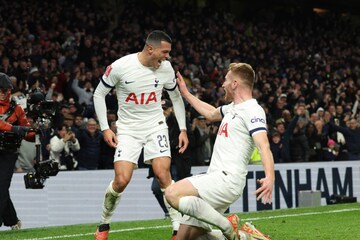 Tottenham v discount brentford on tv