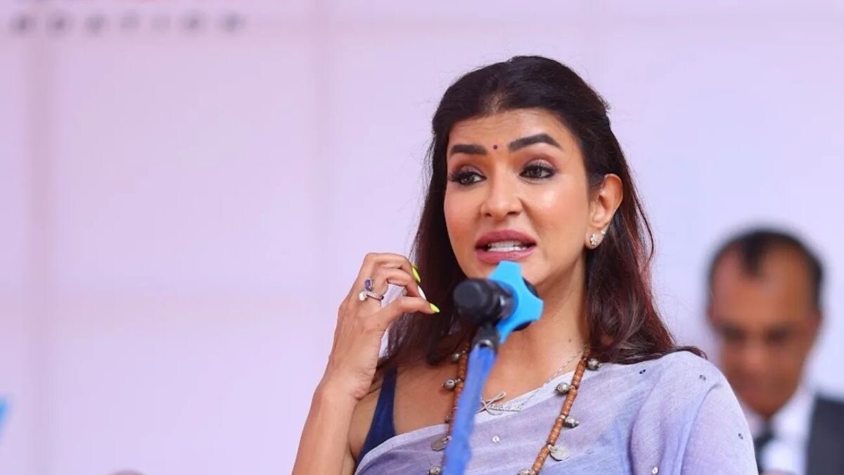 At Felicitation Ceremony For Para Athletes, Lakshmi Manchu Exudes Grace In Violet Saree - Vimarsana News