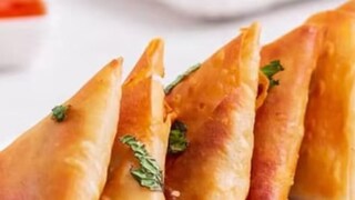 Condoms, Stones, Gutkha Found In Samosas At Pune Company's Canteen, 5 Arrested - Vimarsana News