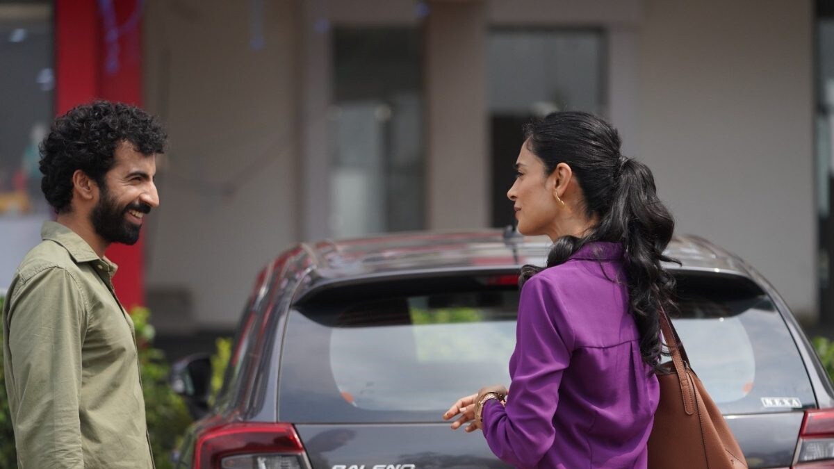 Mohit Raina, Roshan Mathew And Sarah Jane Dias to Headline Hindi Remake of Magpie, Kan Khajura - Vimarsana News