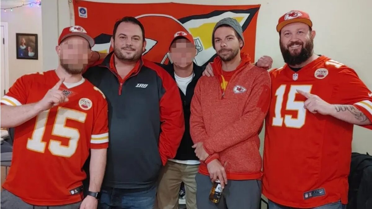 Five Friends Came Together for a Watch Party in Kansas, 3 Froze to Death Outside Guest's Home - Vimarsana News